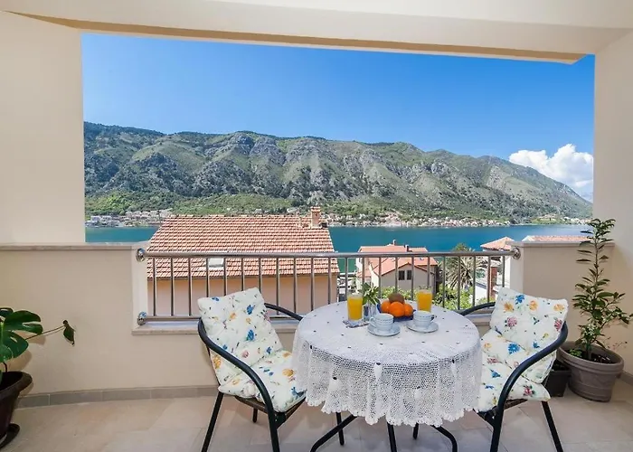Apartments Castello